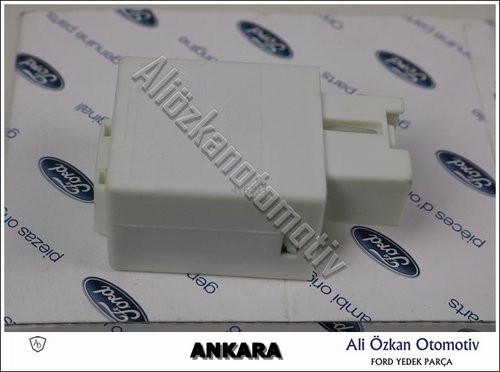 SİNYAL FLAŞÖR RÖLESİ  3211 224 320 90