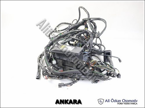 TESISAT KOMPLE - (-AC),(+ELK. YAN CAM)(-SURUCU AIRBAG)(-ARKA SILECEK)